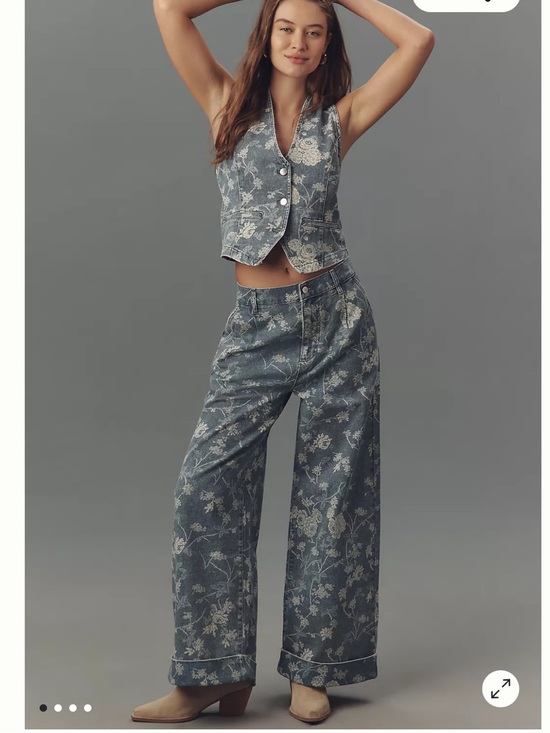 Pilcro Denim - Pilcro Anthropologie Blue Floral wide leg denim jeans
